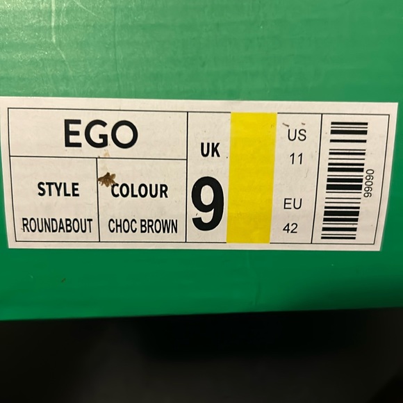 Sz 11 shoe - Picture 3 of 3